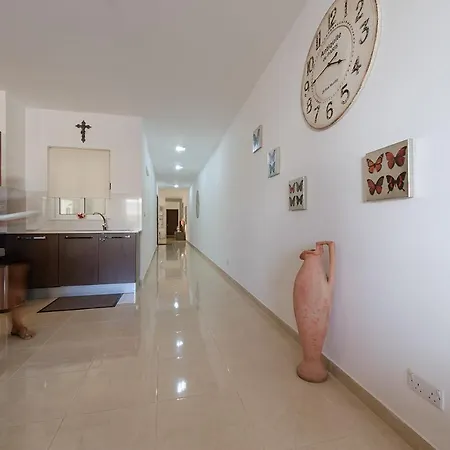 Apartament Luxury Close To The Sea St Paul's Bay